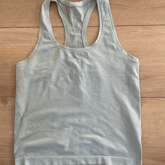 lululemon Swiftly Light Green Racerback Waist Length Tank Top - Picture 1 of 2